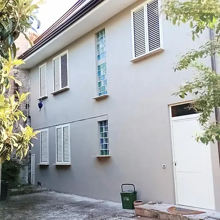 Casa Ely Apartment *